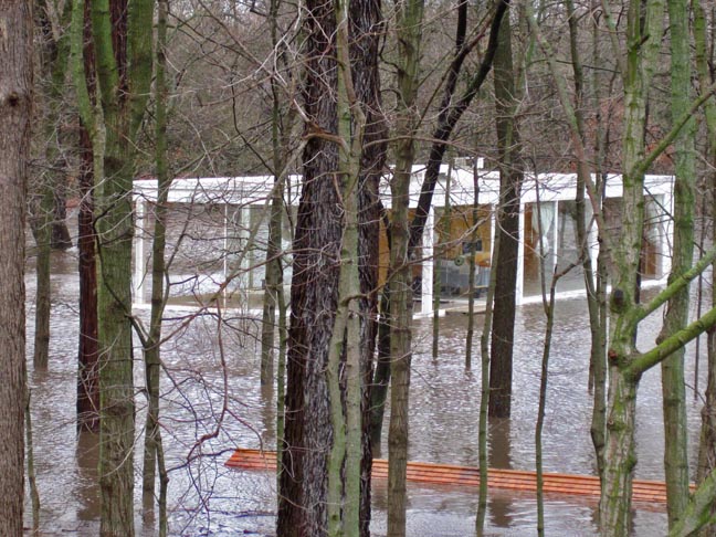 Farnsworth House